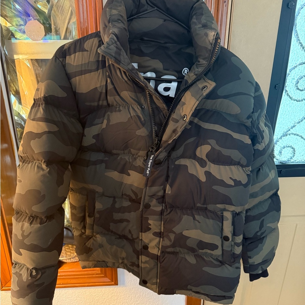 Camouflage TNA SuperPuff Jacket